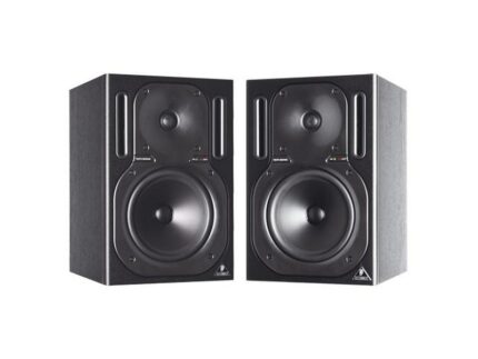 Behringer B2030A - Активные студийные мониторы (цена за пару)