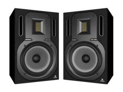 Behringer B3031A - Активные студийные мониторы (цена за пару)