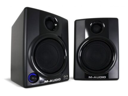 M-Audio AV30 - Пассивные мультимедийные мониторы (цена за пару)